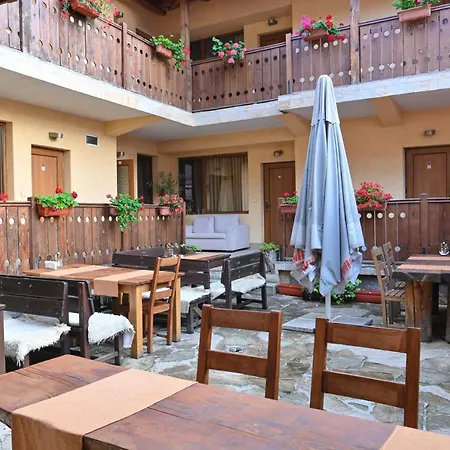 Auberge de jeunesse Nomads *